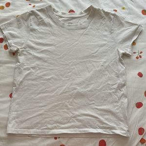 Urban Outfitters White Tshirt